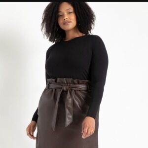 Eloquii Dramatic Shoulder Long Sleeve Tee Black size 14/16